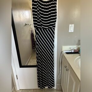 Olivaceous strapless black white maxi dress medium